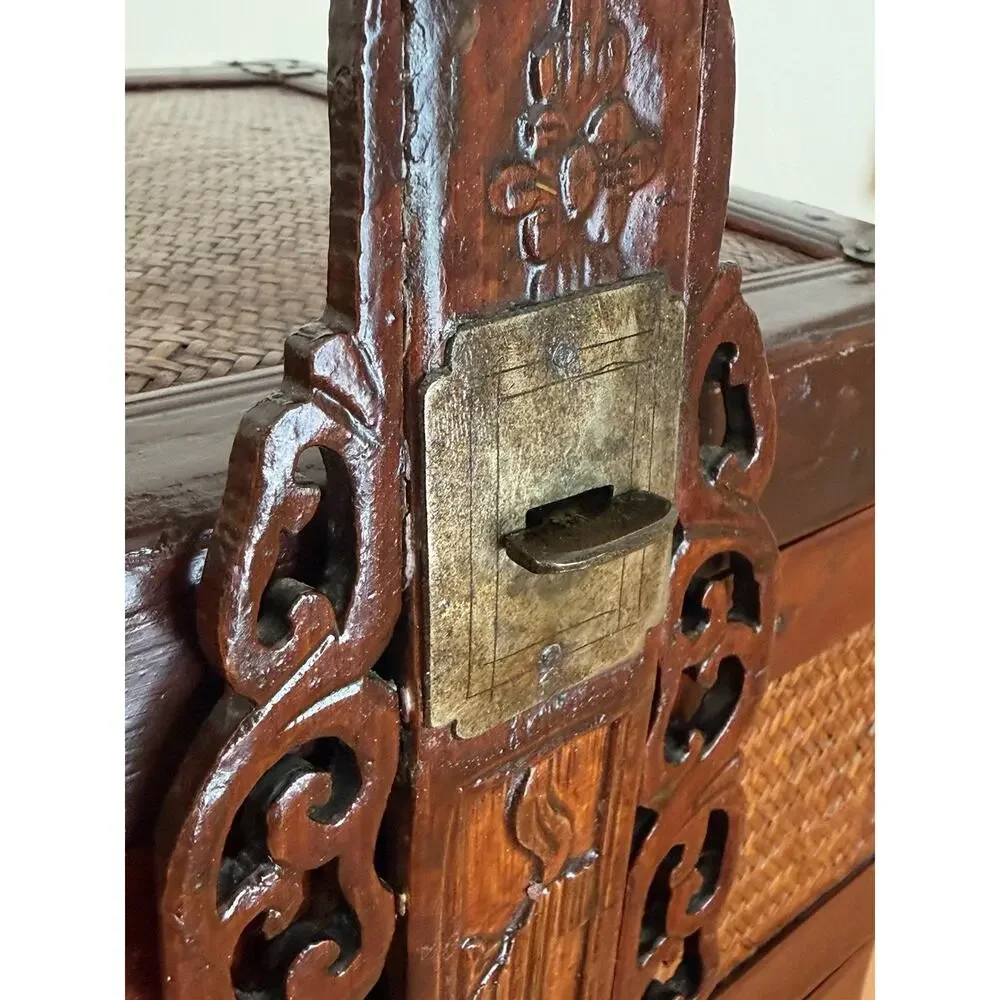 N/A beautiful antique